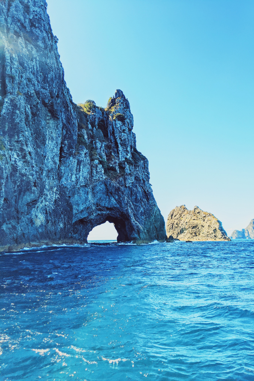 Hole in the Rock in Bay of Islands