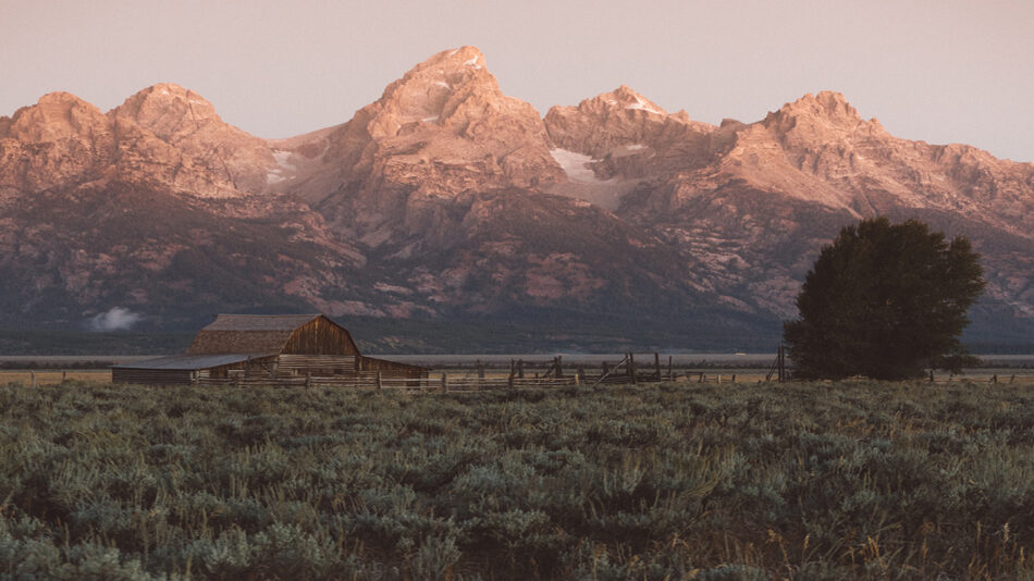 Grand Teton National Park in Wyoming is one of the best national parks in the United States.