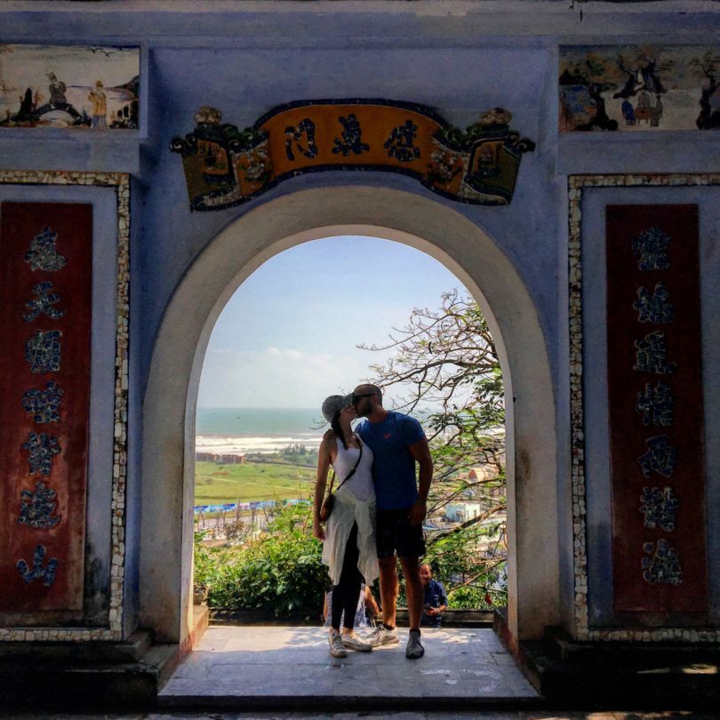 Couple-in-Hoi-An