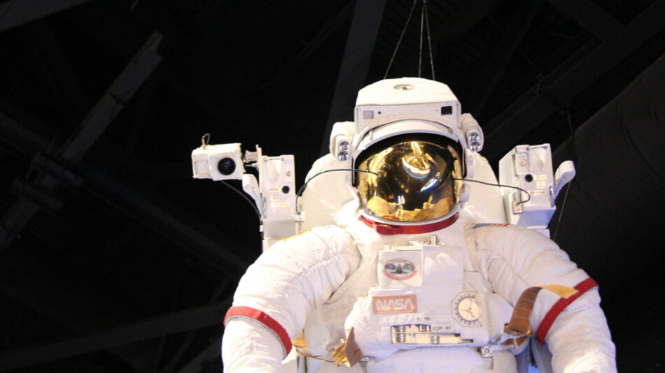 A white space suit is hanging from the ceiling in North America.