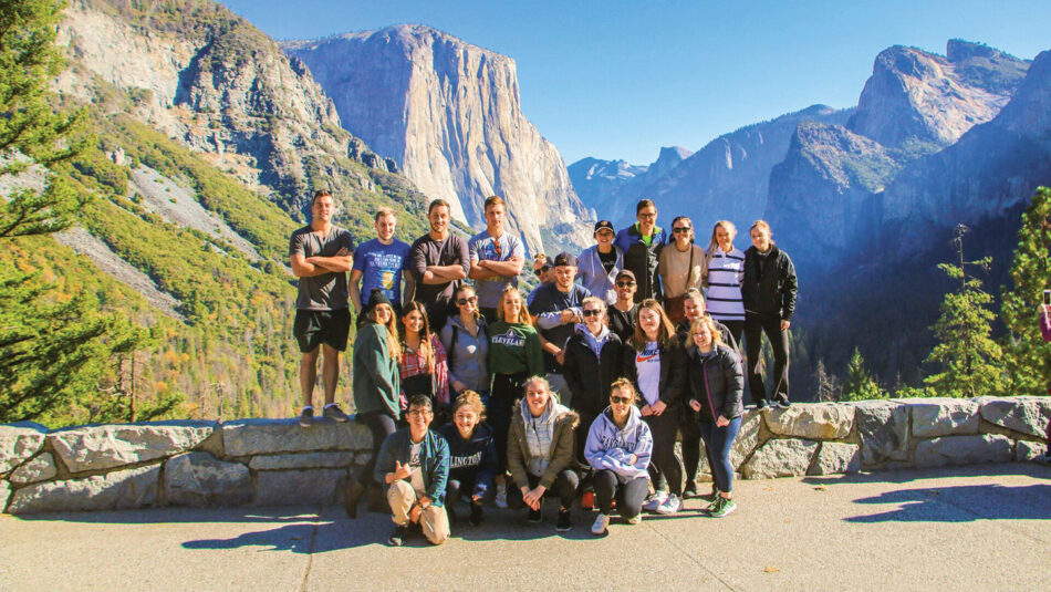 Contiki travellers at yosemite