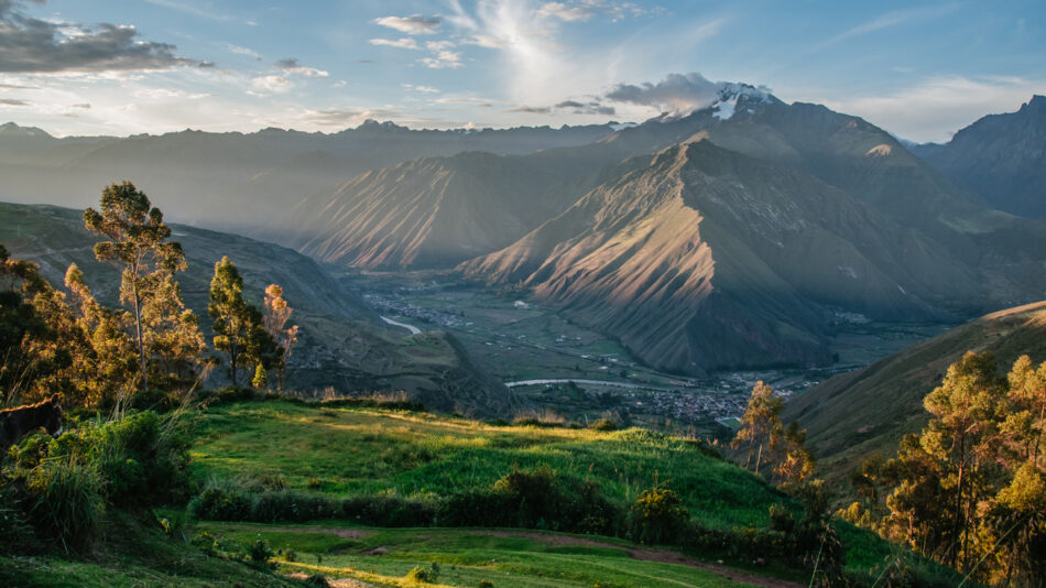 adventure activities in the sacred valley - wide view of the sacred valley