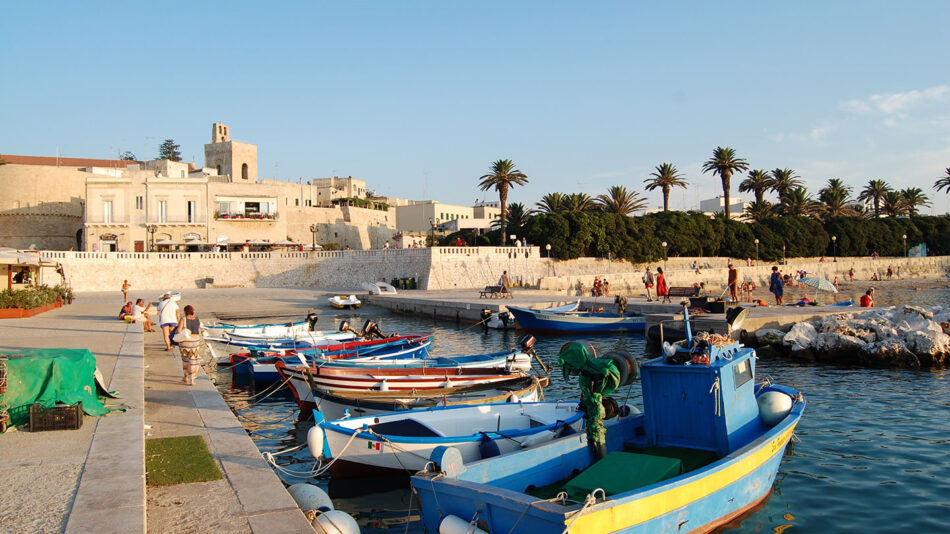 Lecce fishing village with boats