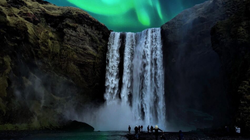 Skógafoss Waterfall