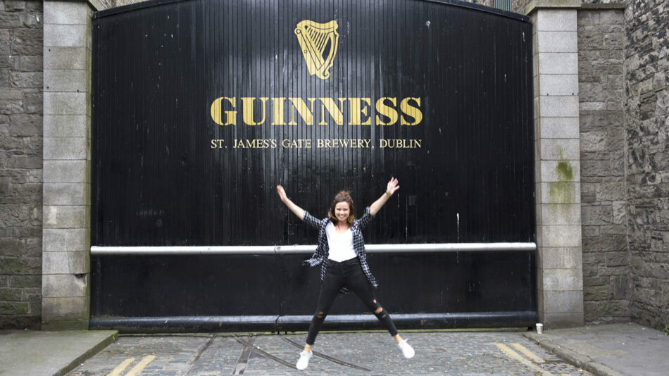 best-pubs-to-drink-guinness-st-patricks-day-dublin