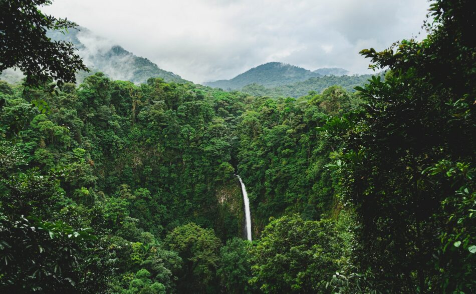 La Fortuna waterfall Costa Rica