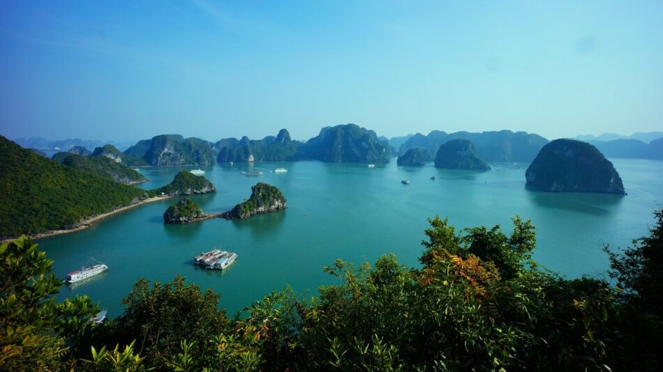 halong bay vietnam