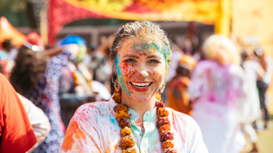 nadine-sykora-holi-festival