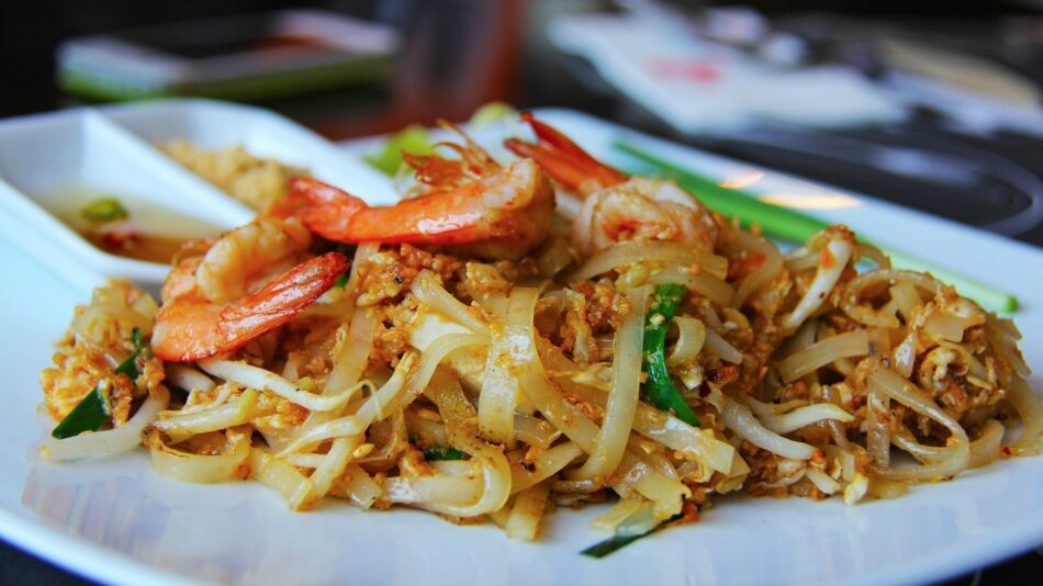 Pad thai