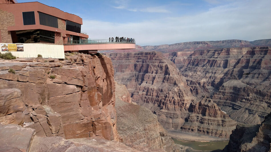 Grand Canyon, skywalk bridge - travel bucket list experience