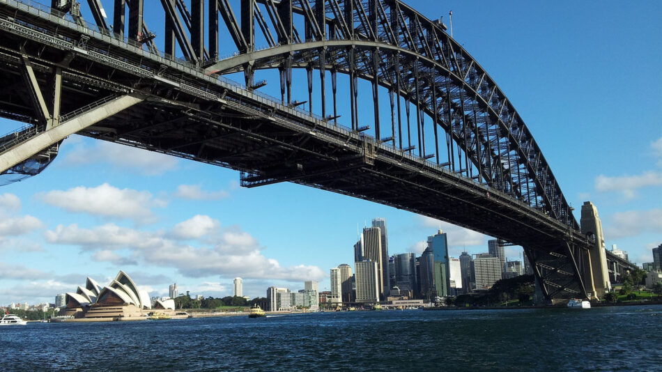 Things to do in Sydney - image of the Sydney Harbour Bridge