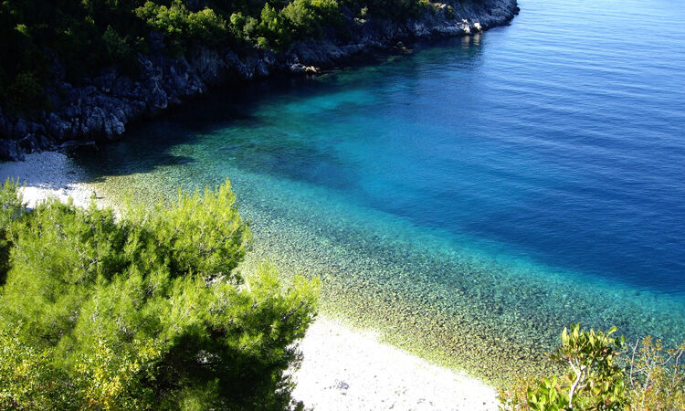 things to do in korcula - image of a beach in korcula