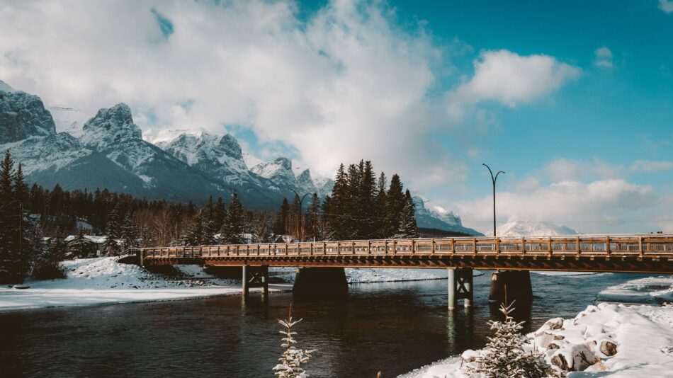 canmore engine bridge in canada in winter