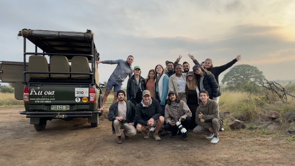 Contiki travellers in Kruger National Park on safari