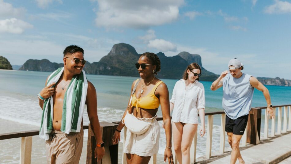 travellers in the Philippines
