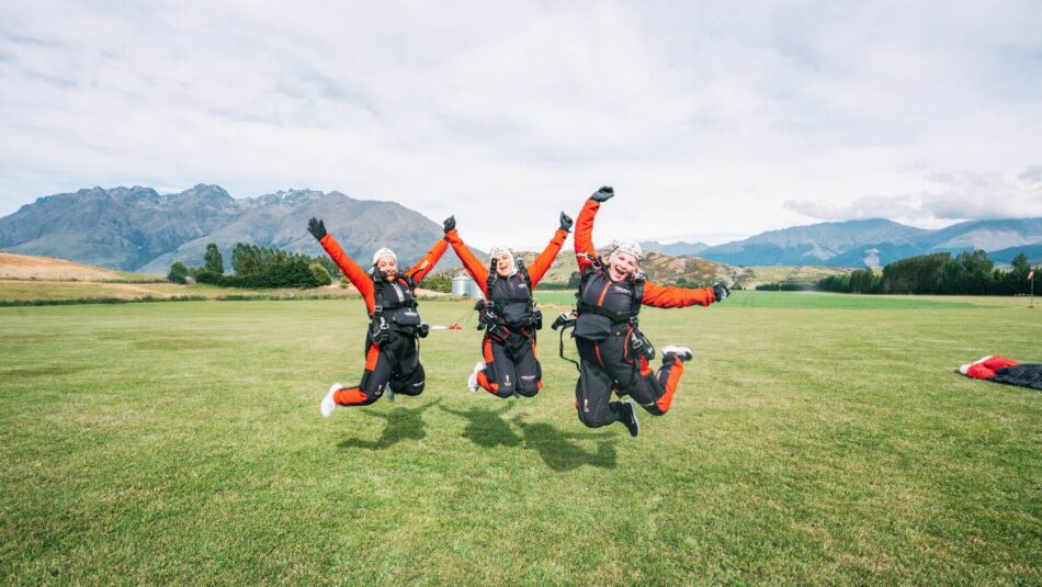 skydiving in New Zealand