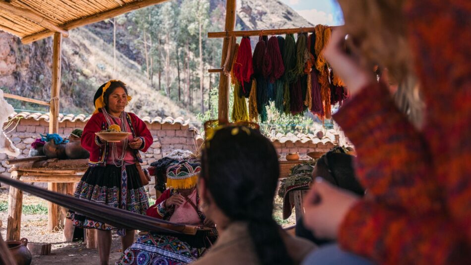 weaving traditions in Peru
