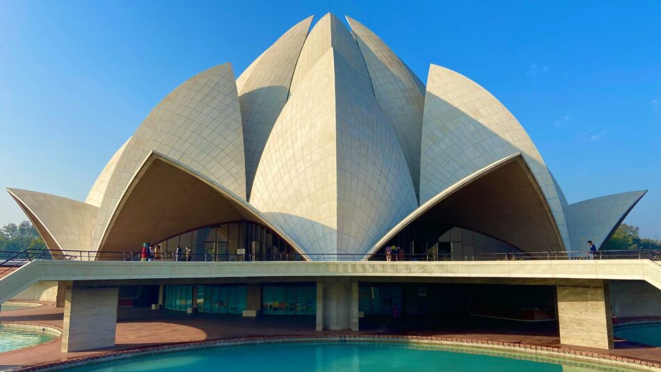 the lotus temple in Delhi, India