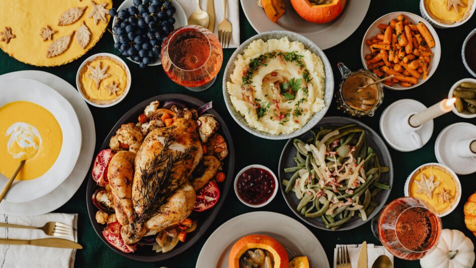 traditional Thanksgiving dinner in the USA