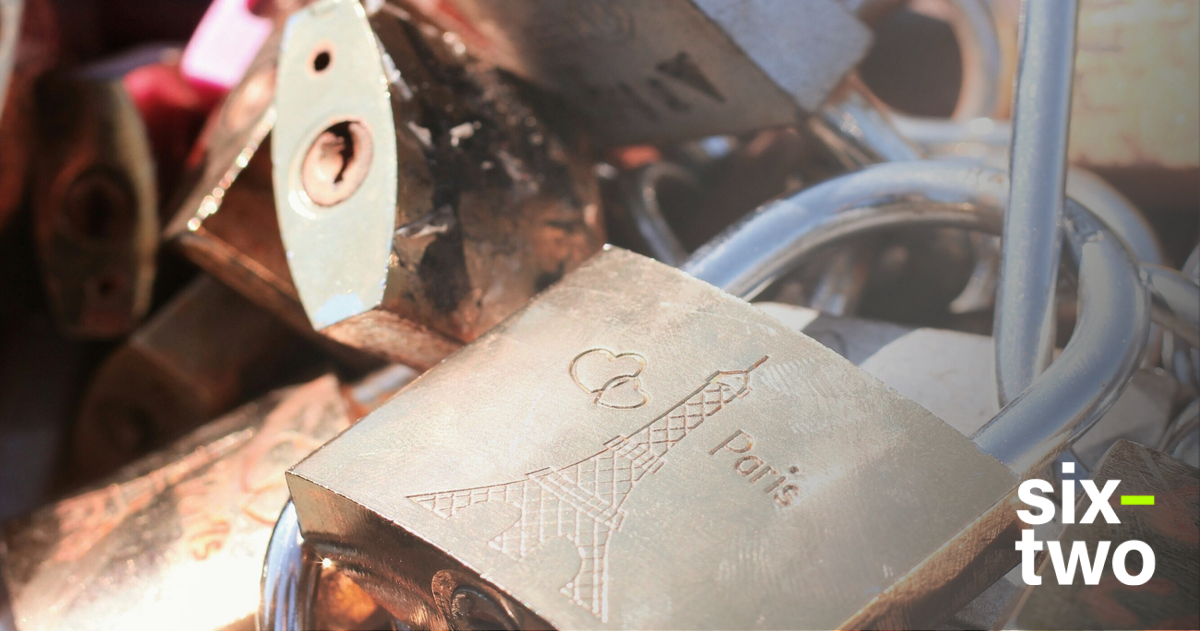 The not so romantic truth behind love lock bridges - Contiki